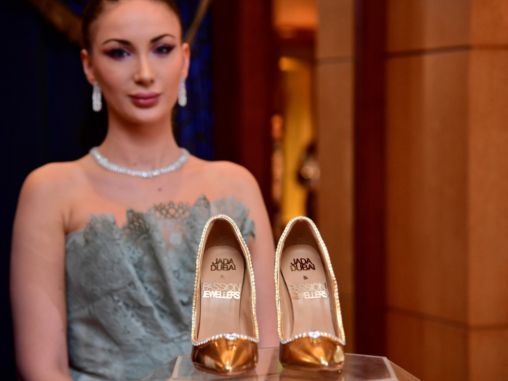 JADA DUBAI AND PASSION JEWELERS PASSION DIAMOND SHOES MOST EXPENSIVE SHOES